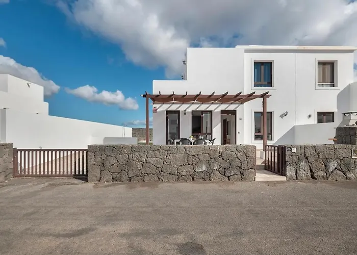 Vacation rental: Luxury Villa Lanzarote